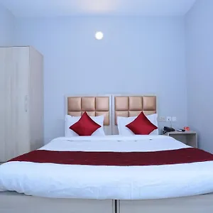 Hotel Super Townhouse Palace