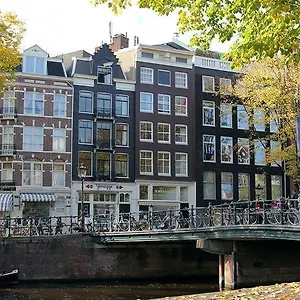 Bed & Breakfast Bij Tijn Op De Gracht 