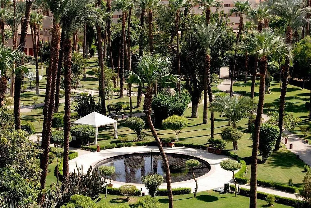 Hotel Pavillon Winter Louxor