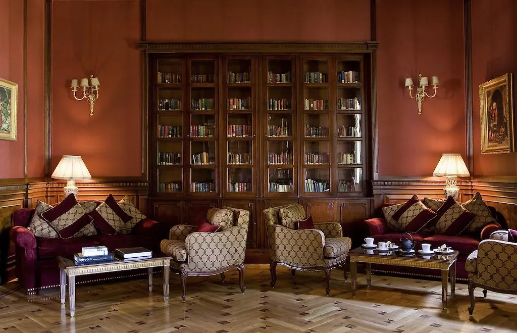 Hotel Pavillon Winter Louxor